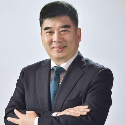 陈成_胸整形领军代表人物,艺星隆胸技术院长