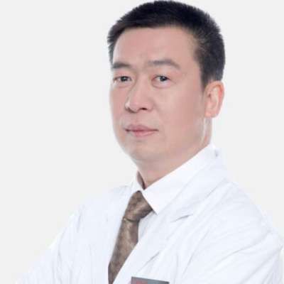 朱云医生_胸整形领军代表人物,中家医家庭隆胸专家