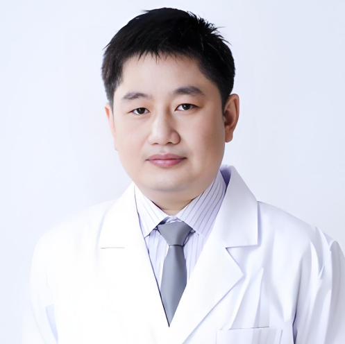 李信锋医生_中国鼻整形领军代表人物,宝丽技术院长